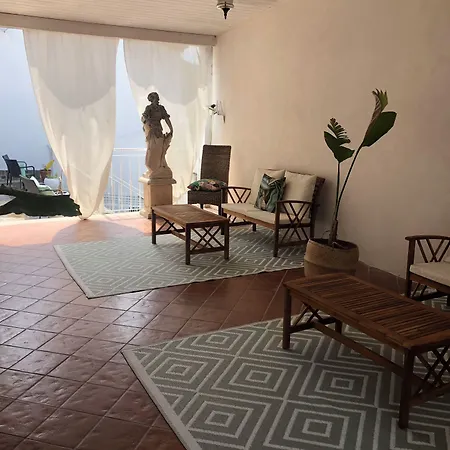 Giovanna Affittacamere 4*