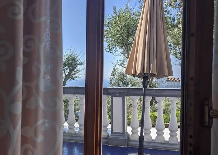 Giovanna Πανσιόν